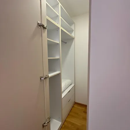 Akademska Cetvrt Apartment Cacak