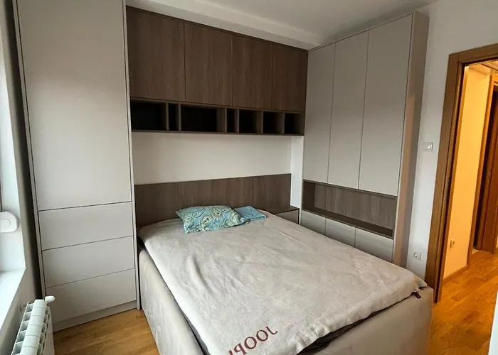 Akademska Cetvrt شقة *